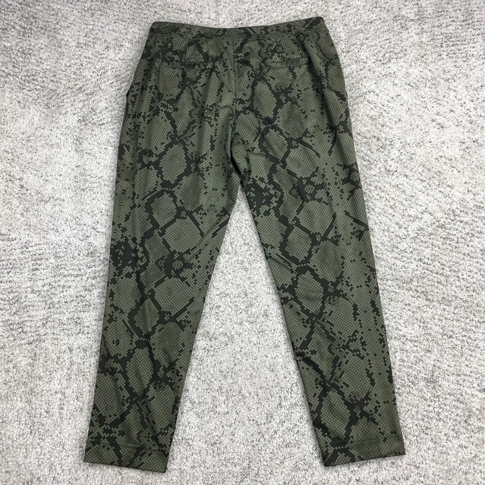 Lululemon Pants Womens 6 Jet Crop Slim Leggings Ziggy Snake Fatigue Gator Yoga